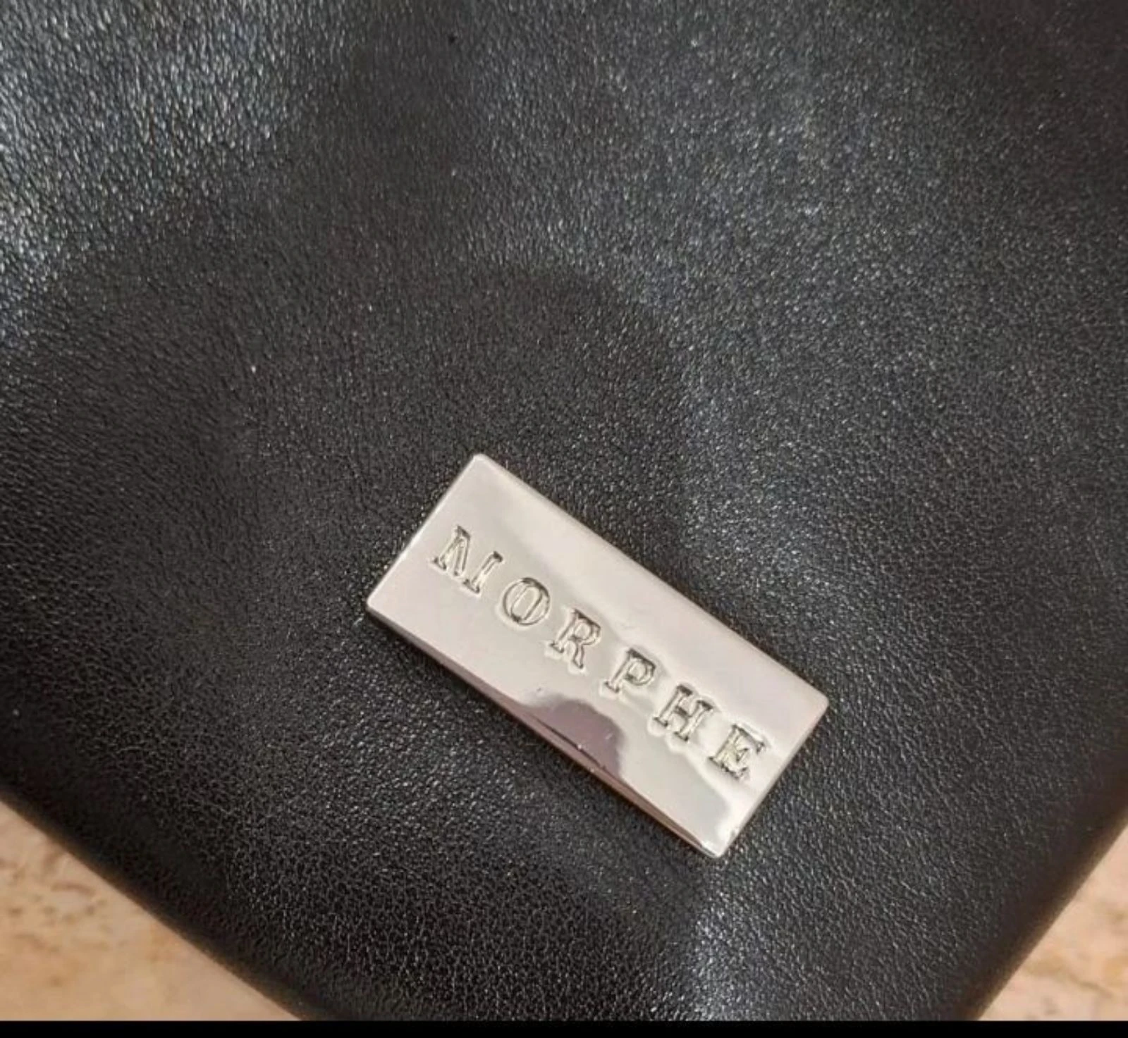Morphe make-uptas zwart + geschenkmonster ck limited edition Y2K – photo 3